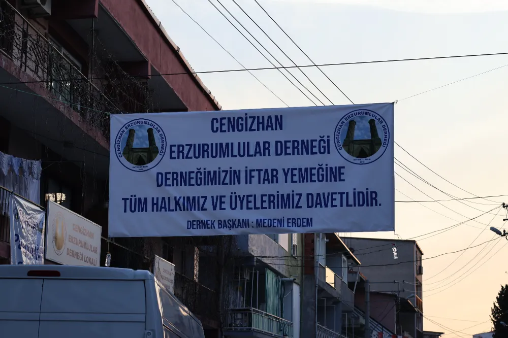 İzmir Bayraklı’da gelenek yine değişmedi