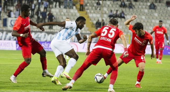 DADAŞ ÖNCE DİREĞE SONRA HAKEME TAKILDI!