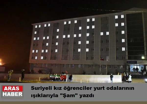 Suriyeli kız öğrenciler yurt odalarının ışıklarıyla 