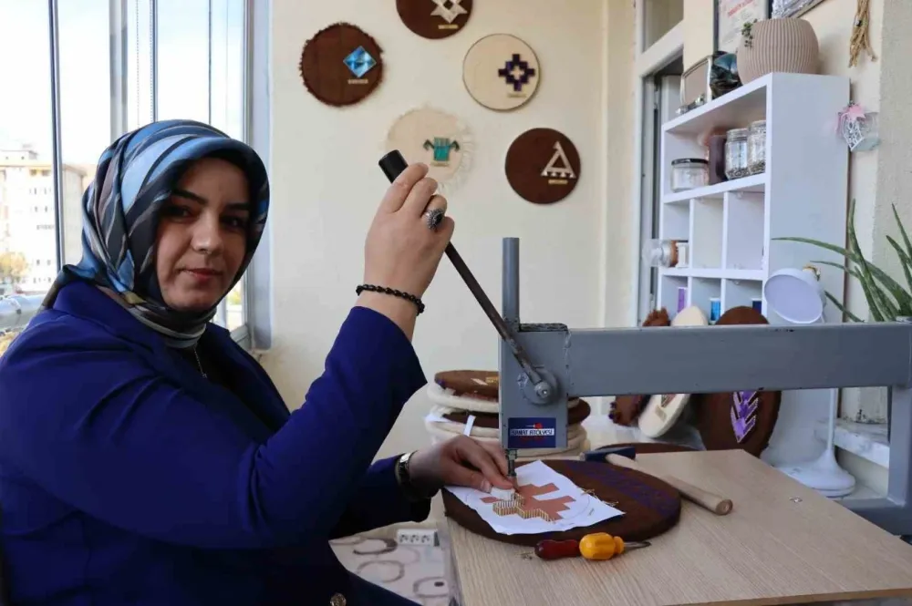 TEL VE NAKIŞ SANATTA BULUŞTU!