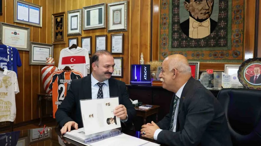 ERZURUM’U PULLARA SIĞDIRAN PROFESÖR, GÜMÜŞ MADALYA İLE ONURLANDIRILDI!