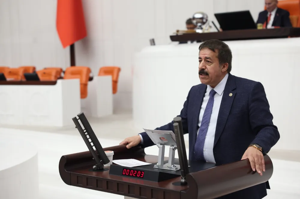 AK PARTİ’Lİ VEKİL FIRAT, ERZURUM’U MECLİS’İN GÜNDEMİNE TAŞIDI