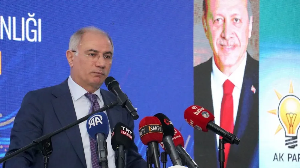 Türkiye uçurumun kenarından döndü